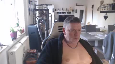 Snapshot of deinprinz2312 chatting on 12/04/24, 09:40 deinprinz2312 online show from 12/04/24, 09:40