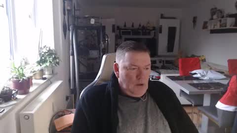 Snapshot of deinprinz2312 chatting on 01/01/25, 08:24 deinprinz2312 online show from 01/01/25, 08:24