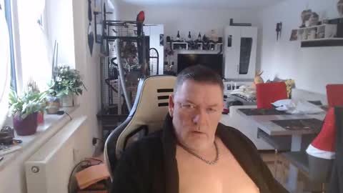 Snapshot of deinprinz2312 chatting on 01/04/25, 07:24 deinprinz2312 online show from 01/04/25, 07:24