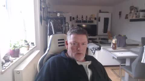 Snapshot of deinprinz2312 chatting on 01/28/25, 08:25 deinprinz2312 online show from 01/28/25, 08:25