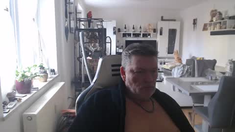 Snapshot of deinprinz2312 chatting on 01/29/25, 10:05 deinprinz2312 online show from 01/29/25, 10:05