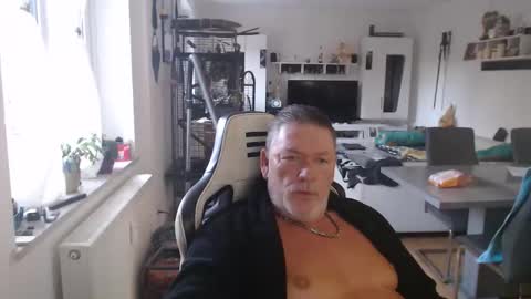 Snapshot of deinprinz2312 chatting on 09/16/25, 05:08 deinprinz2312 online show from 09/16/25, 05:08