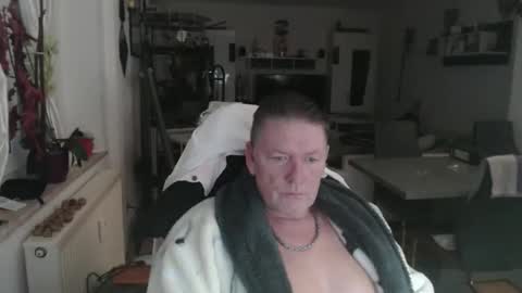 Snapshot of deinprinz2312 chatting on 12/01/25, 04:39 deinprinz2312 online show from 12/01/25, 04:39