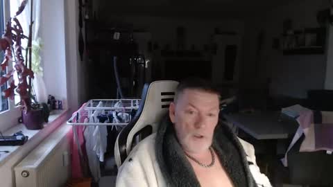 Snapshot of deinprinz2312 chatting on 02/10/26, 06:50 deinprinz2312 online show from 02/10/26, 06:50