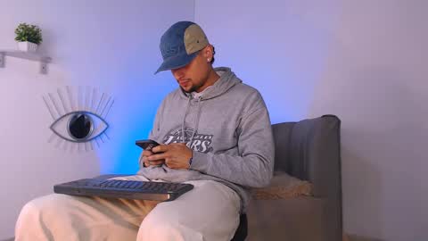 Snapshot of deivy_gram chatting on 01/20/25, 06:10 DEIVY online show from 01/20/25, 06:10