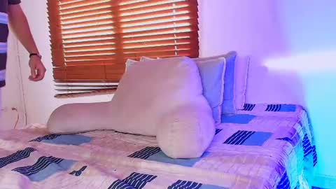 Snapshot of deivy_gram chatting on 07/12/26, 11:34 DEIVY online show from 07/12/26, 11:34