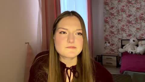 Snapshot of dejameneal chatting on 02/05/26, 02:11 Mila online show from 02/05/26, 02:11