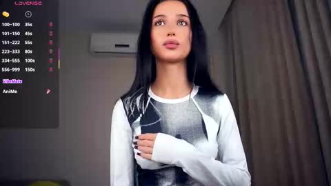 Hello everyone Im Tessa Make yourself comfortable. Were going to have fun together  online show from 11/02/25, 02:08