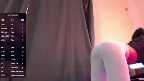 Nicole online show from 02/23/26, 09:50