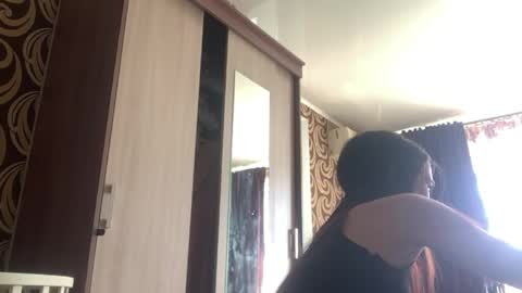 Kiki online show from 04/16/26, 08:04