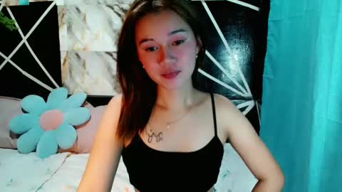 delicious_cum_girlxx online show from 12/21/25, 02:51