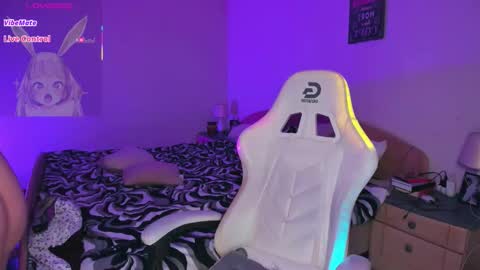 Mila online show from 03/02/26, 06:14