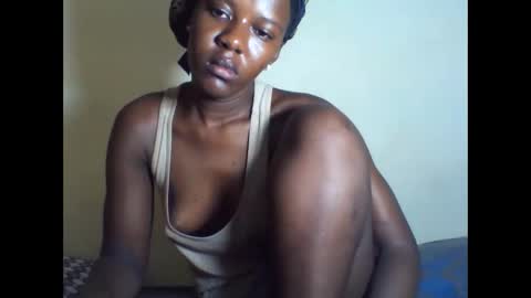 EVAH online show from 09/22/25, 01:07