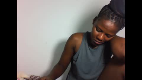 EVAH online show from 02/02/26, 04:38