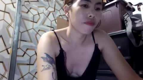 deliciousgirl975840 online show from 04/22/26, 08:06