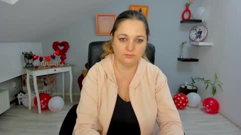 DeliciousLolly online show from 02/18/25, 04:15