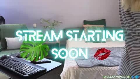 Kitty online show from 01/14/26, 06:52