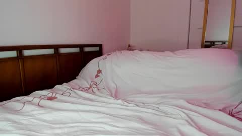 deliciousnoni online show from 11/27/25, 04:14