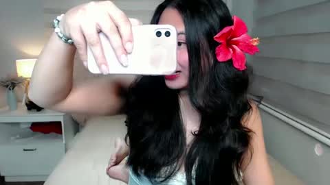 Snapshot of deliciousseika chatting on 02/19/25, 01:40    online show from 02/19/25, 01:40