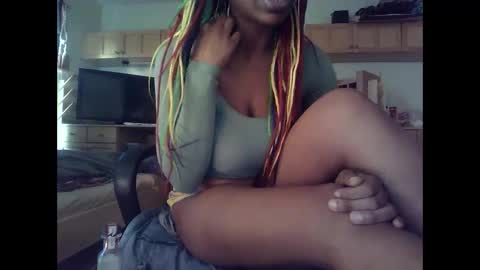 Snapshot of delightfuldark chatting on 01/24/25, 04:17 delightfuldark online show from 01/24/25, 04:17