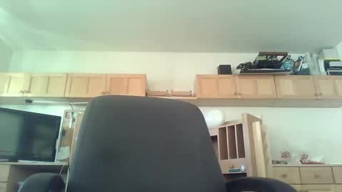 Snapshot of delightfuldark chatting on 01/27/25, 07:46 delightfuldark online show from 01/27/25, 07:46