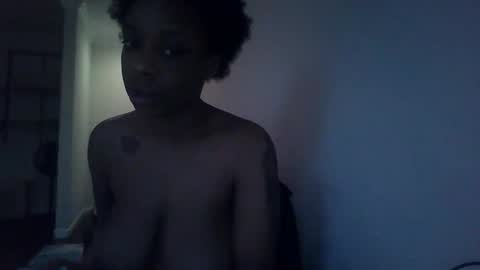Snapshot of delightfuldark chatting on 02/02/25, 03:17 delightfuldark online show from 02/02/25, 03:17