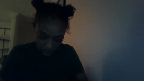 Snapshot of delightfuldark chatting on 02/11/25, 05:26 delightfuldark online show from 02/11/25, 05:26