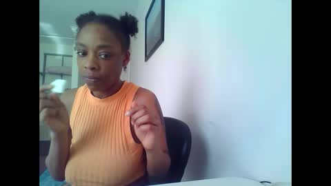 Snapshot of delightfuldark chatting on 02/11/25, 07:16 delightfuldark online show from 02/11/25, 07:16