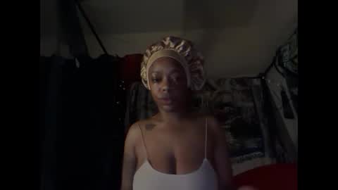 Snapshot of delightfuldark chatting on 09/28/25, 12:10 delightfuldark online show from 09/28/25, 12:10