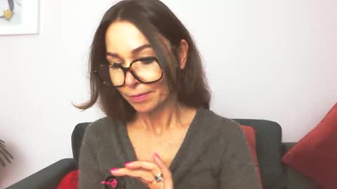 delilah_sweet online show from 09/29/25, 03:17