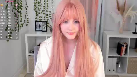 Delilah or Laila online show from 10/03/25, 09:34