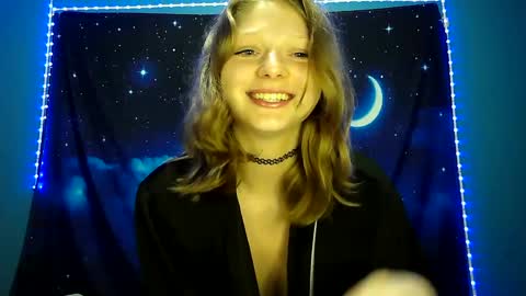 DelilaLove3412 online show from 12/19/24, 03:18