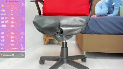 Snapshot of delilaquinn chatting on 12/10/24, 09:43 delilaquinn online show from 12/10/24, 09:43