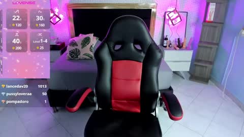 Snapshot of delilaquinn chatting on 03/12/25, 03:18 delilaquinn online show from 03/12/25, 03:18