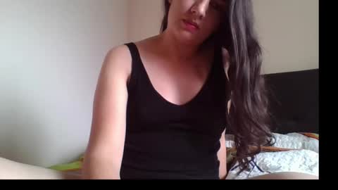 Snapshot of della_helena chatting on 10/05/25, 05:44 Della Helena online show from 10/05/25, 05:44