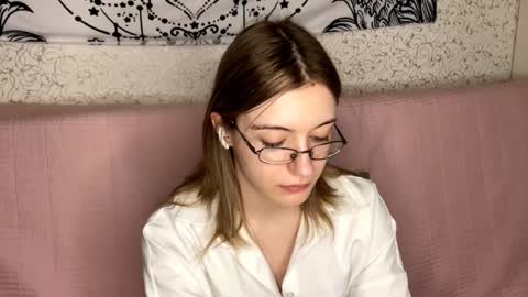 Sia online show from 01/08/26, 12:18