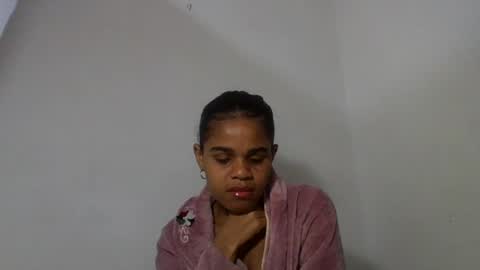 Snapshot of delphineee chatting on 07/16/26, 05:30 delphine online show from 07/16/26, 05:30