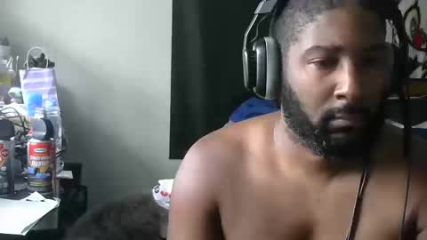 delta7012 online show from 10/11/25, 04:16