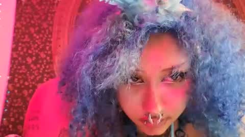 Snapshot of deluxxxeblu chatting on 09/20/25, 02:23 TankinBody online show from 09/20/25, 02:23