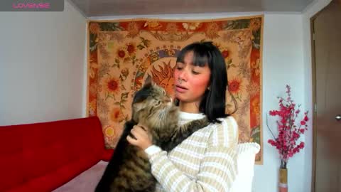 Snapshot of demeter__ chatting on 11/26/25, 08:21 demeter__ online show from 11/26/25, 08:21