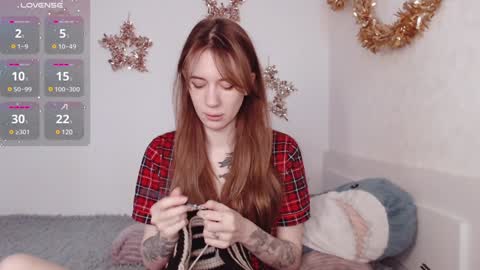 Snapshot of demiamour chatting on 12/14/24, 10:56 Demi. not your babybabebb and other shit online show from 12/14/24, 10:56