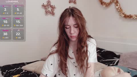 Snapshot of demiamour chatting on 12/29/24, 01:49 Demi. not your babybabebb and other shit online show from 12/29/24, 01:49