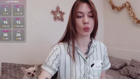 Snapshot of demiamour chatting on 01/26/25, 10:45 Demi. not your babybabebb and other shit online show from 01/26/25, 10:45