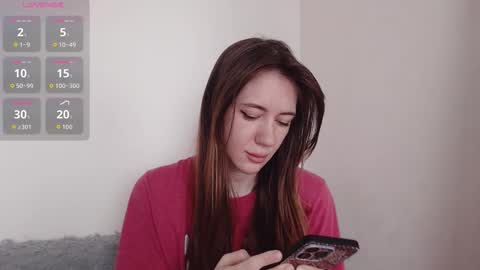 Snapshot of demiamour chatting on 11/12/25, 09:42 Demi. not your babybabebb and other shit online show from 11/12/25, 09:42