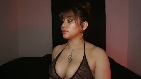 Snapshot of demian_melany_ chatting on 10/20/25, 04:24 demian_melany_ online show from 10/20/25, 04:24