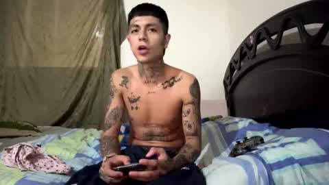Snapshot of demon_2407 chatting on 10/17/25, 10:01 Demon 2407 online show from 10/17/25, 10:01