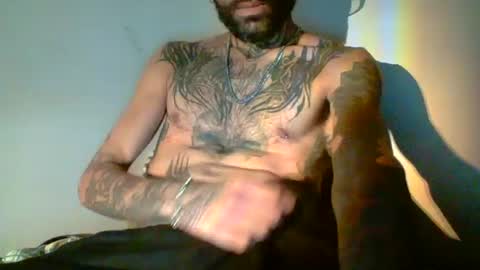 Snapshot of demon_rose_ chatting on 07/16/26, 05:46 demon_rose_ online show from 07/16/26, 05:46