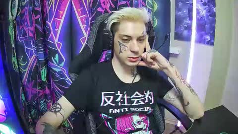 Snapshot of demonic_souls chatting on 10/28/25, 05:59 Rick online show from 10/28/25, 05:59