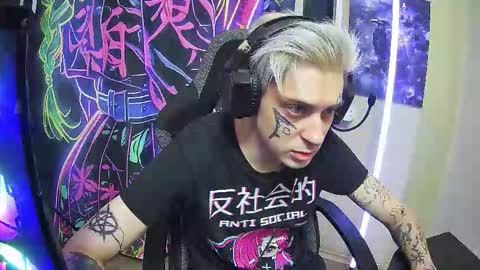 Snapshot of demonic_souls chatting on 10/30/25, 06:52 Rick online show from 10/30/25, 06:52