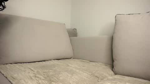 Dave19  online show from 11/12/25, 09:47